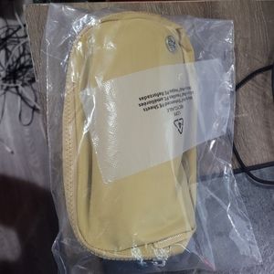 Lululemon Everywhere Belt Bag